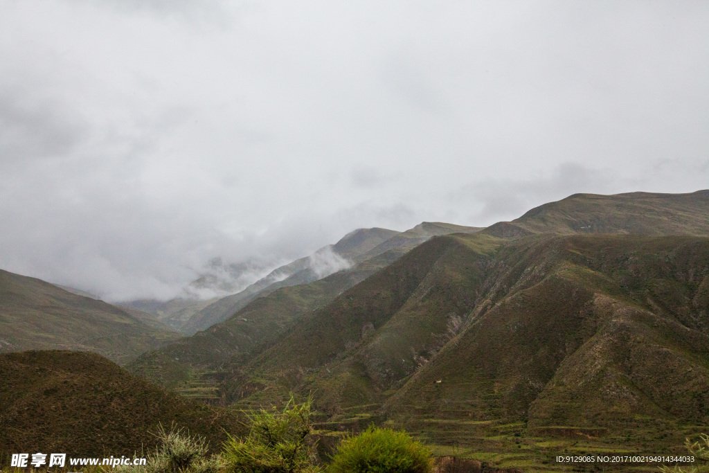 雅江峡谷