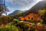 九华乡周公山村