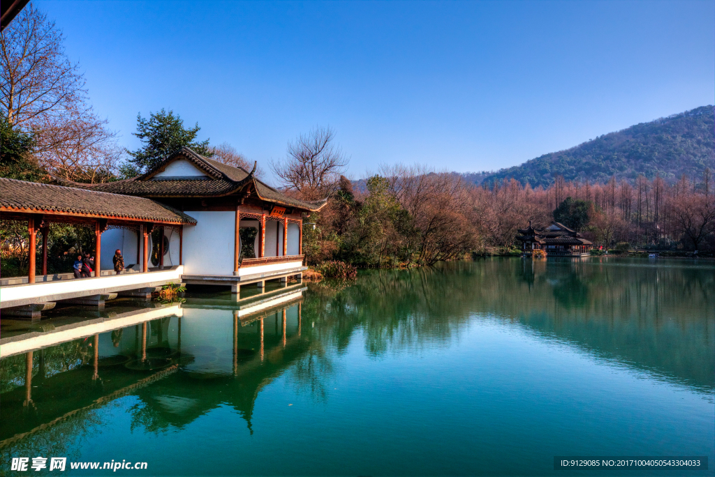 浴鹄湾