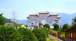 远眺山门