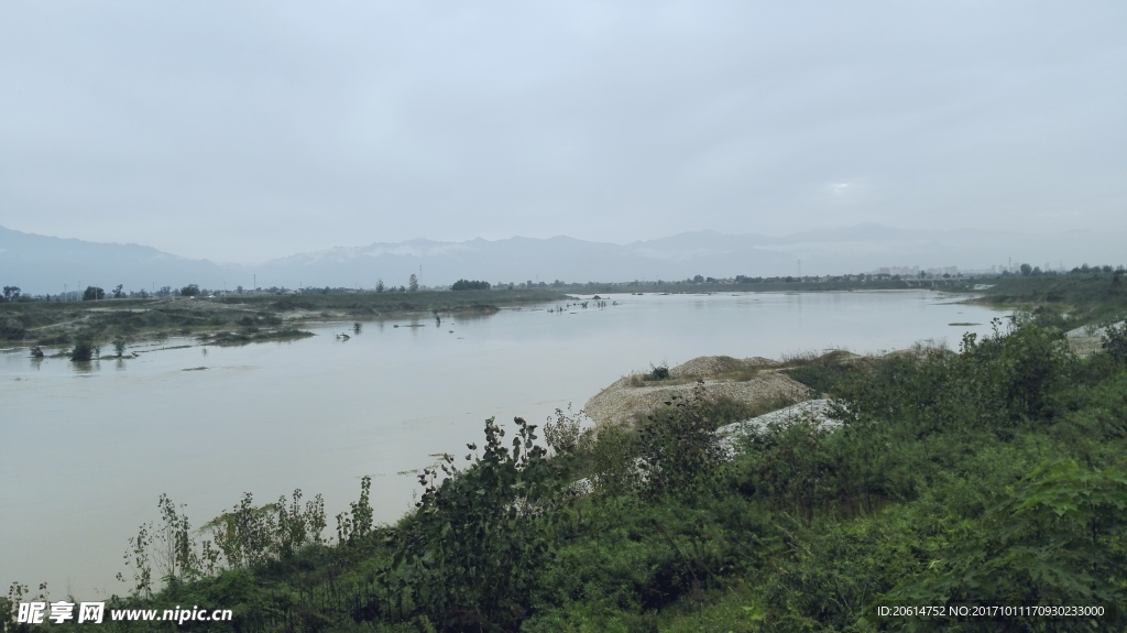 河道风景