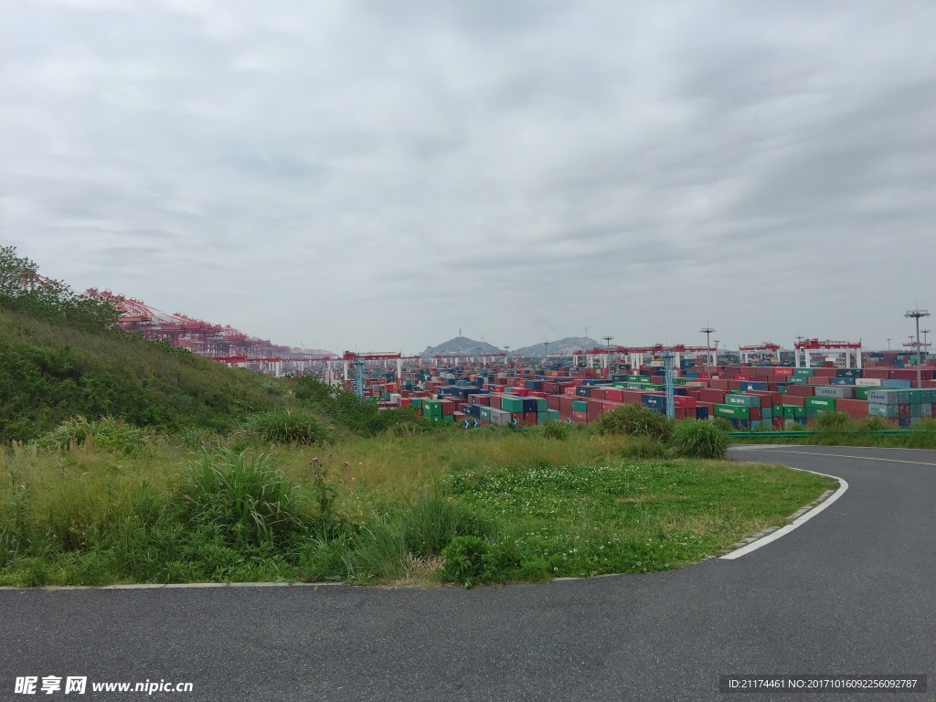 集装箱码头港区全景