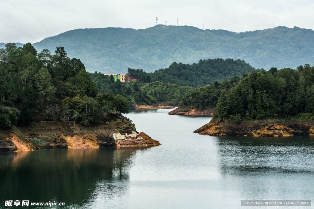 山水河流