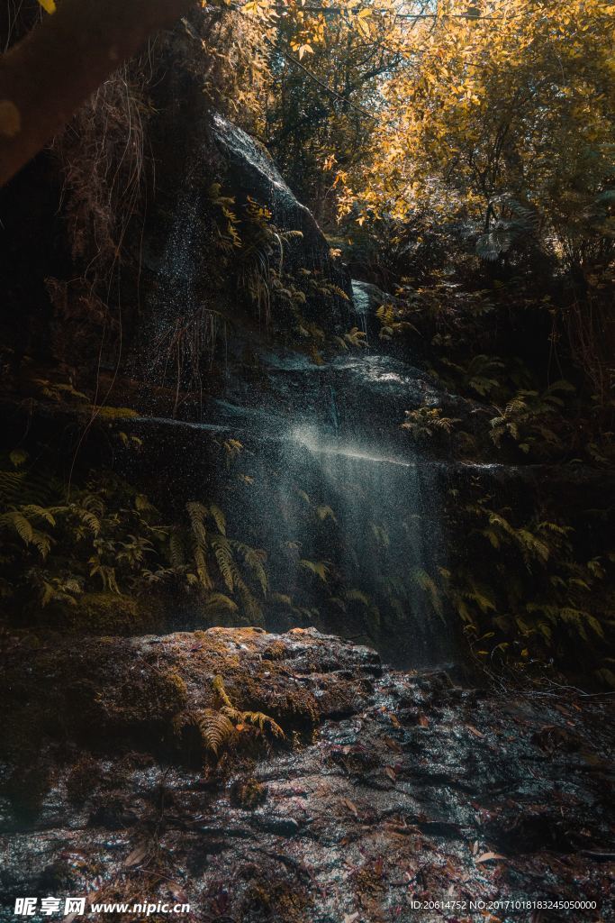 山间美景