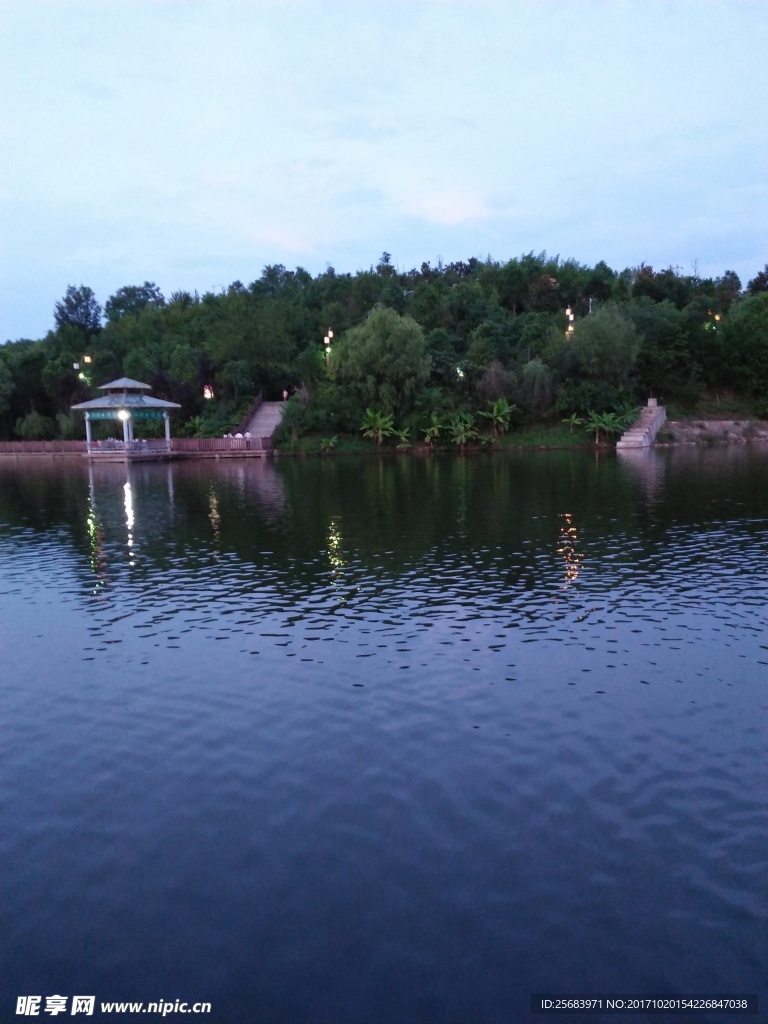 西乡樱桃沟风景