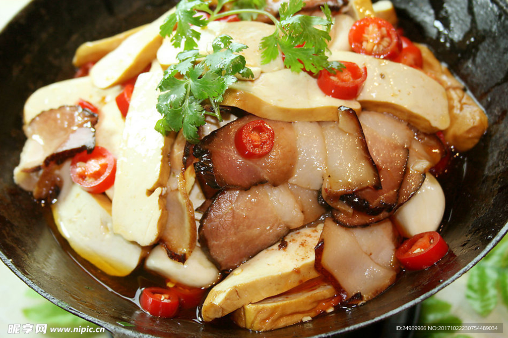 干锅腊肉