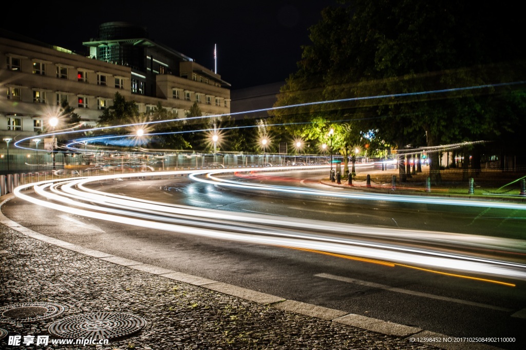 道路夜景