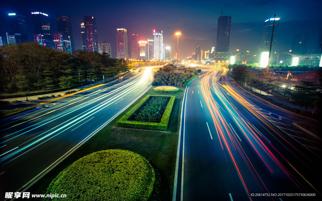 夜色下的道路风景