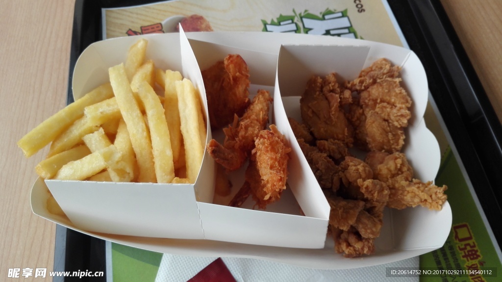 薯条炸鸡美食