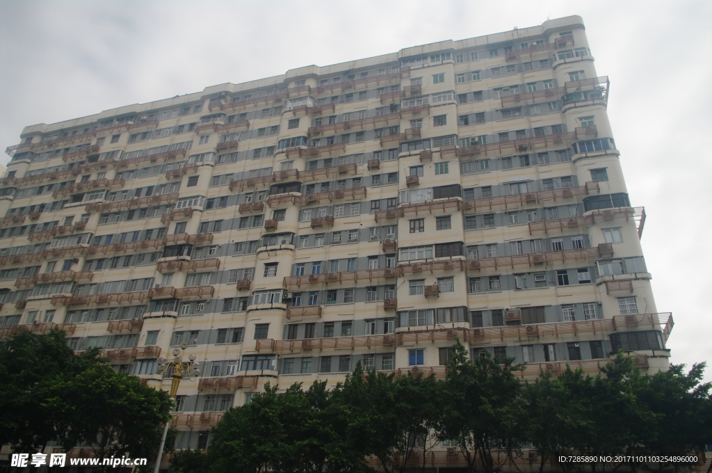 有空调的城市建筑