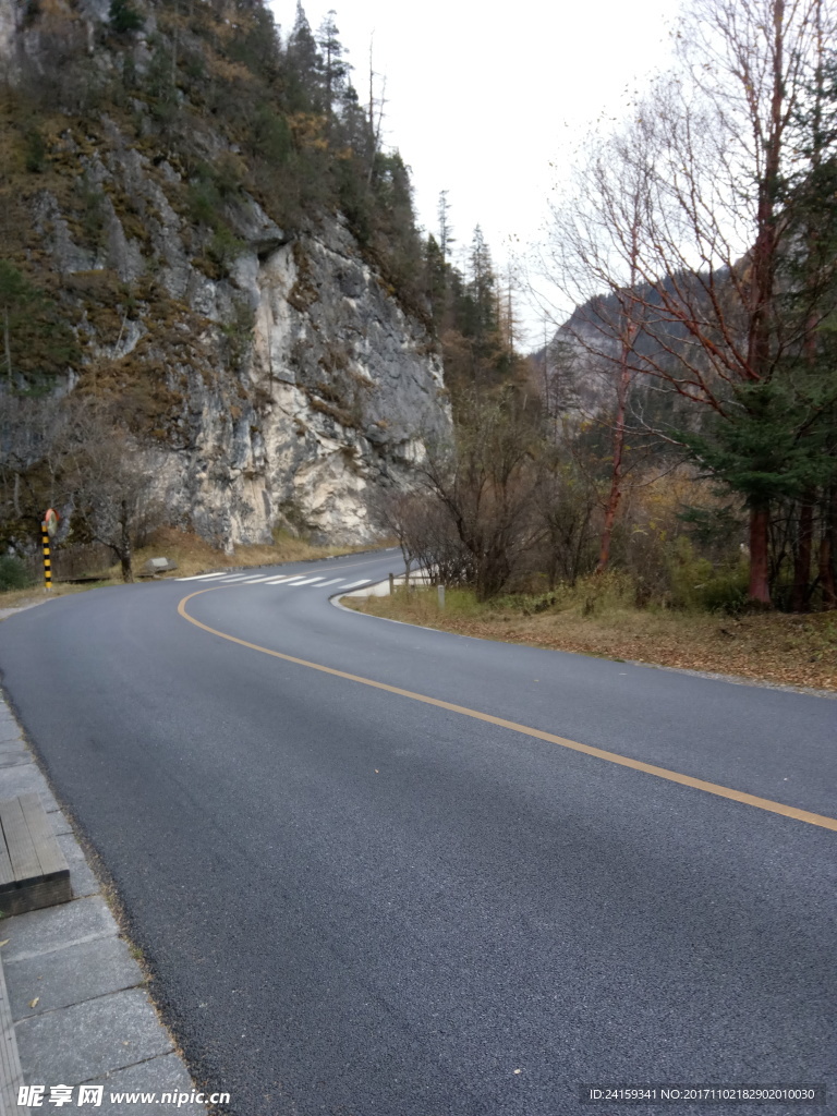 山间公路