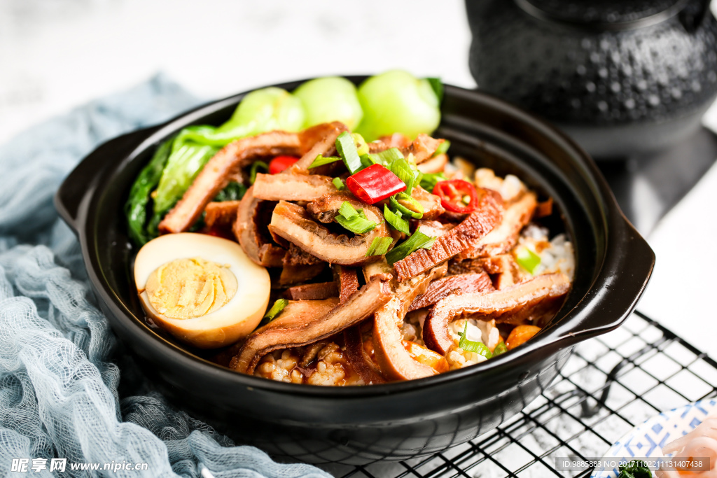 牛肚煲仔饭