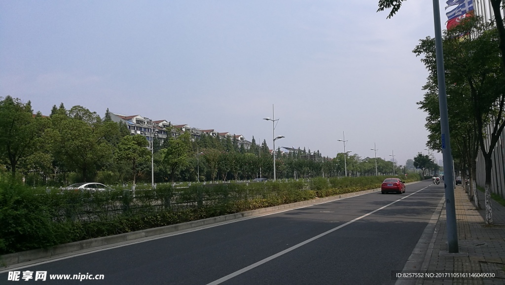 干净整洁的大街