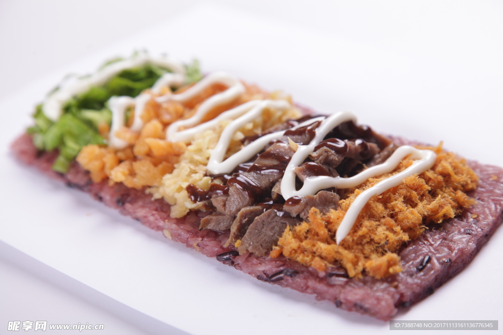 黑胡椒牛肉饭团
