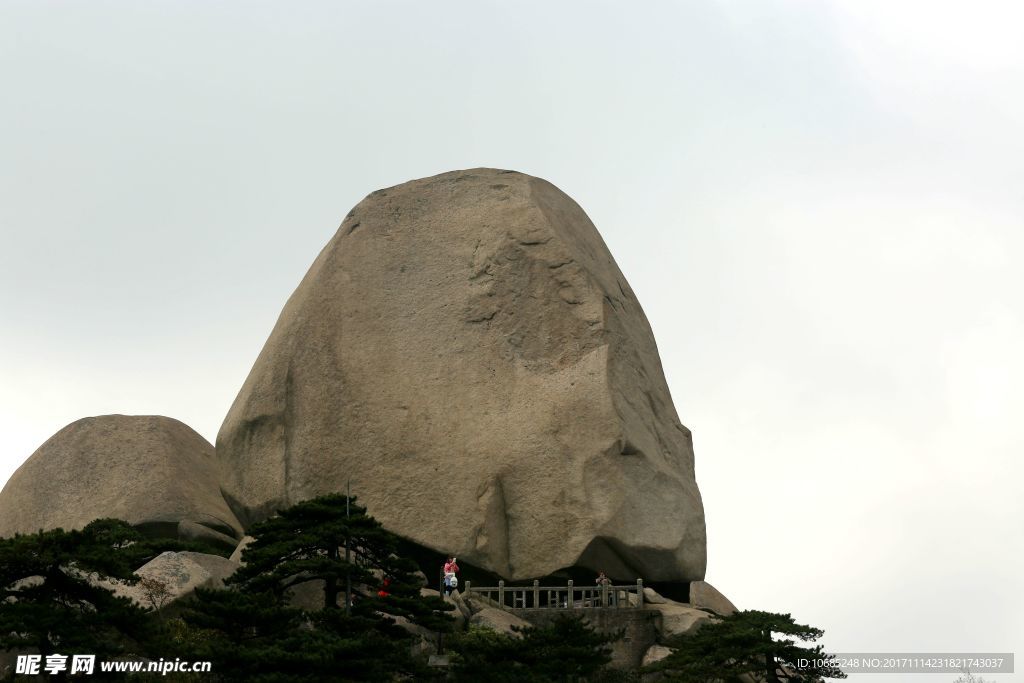 天柱山风景天柱山原石