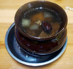 瓦罐煨汤百合雪梨汤