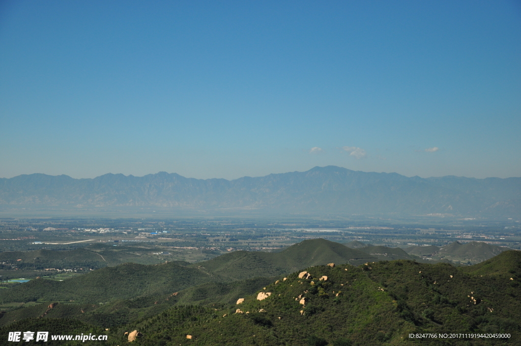 鸟瞰大山