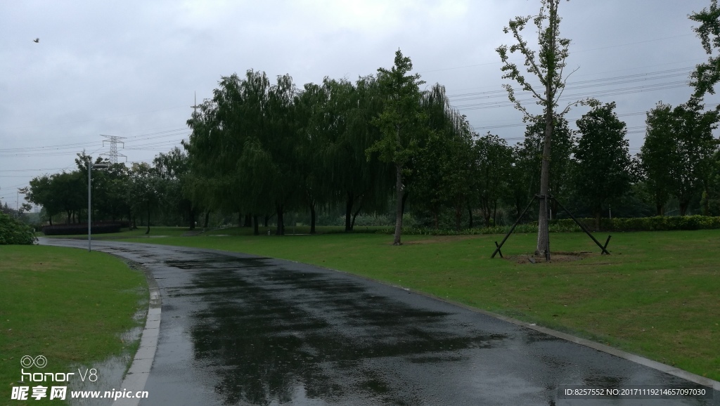 雨后的景区