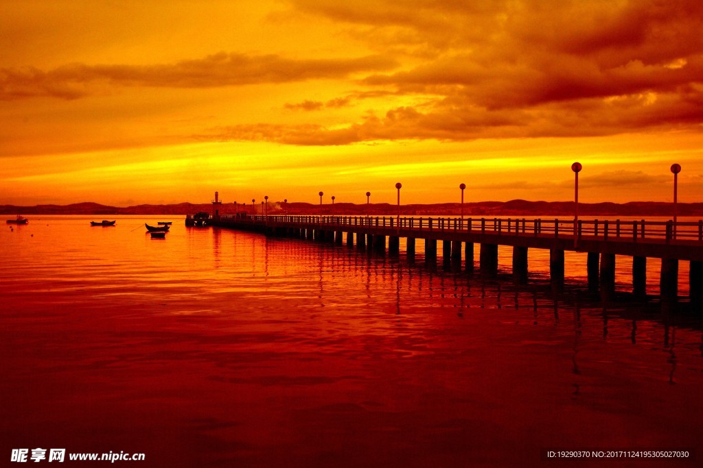 高清夕阳黄昏图