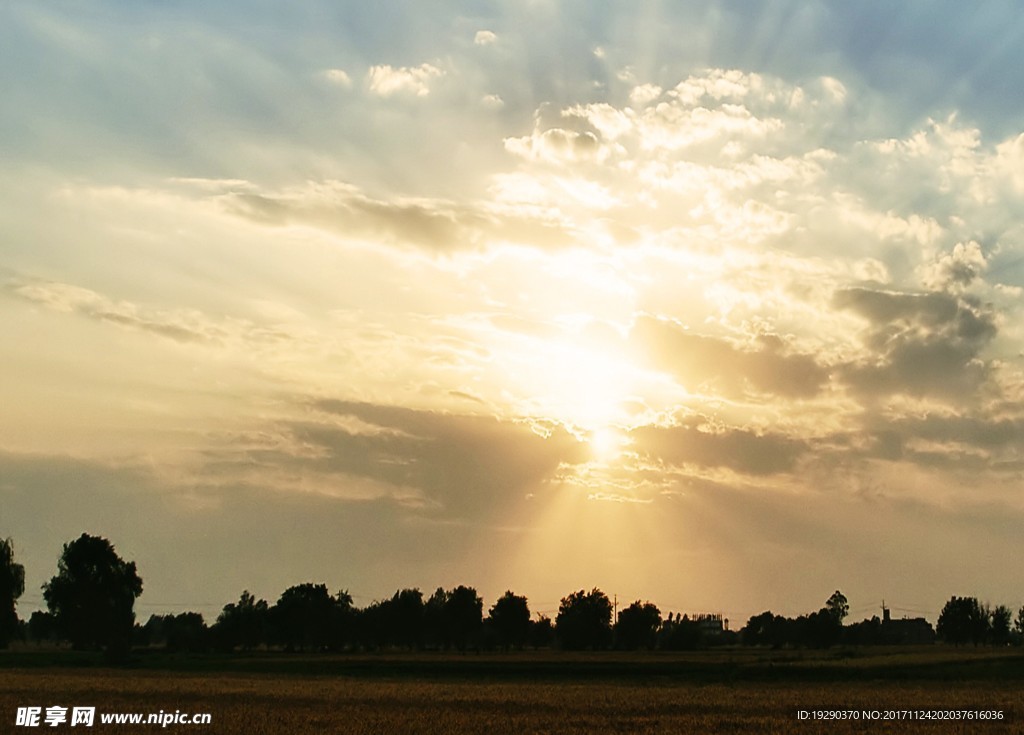 高清夕阳黄昏图