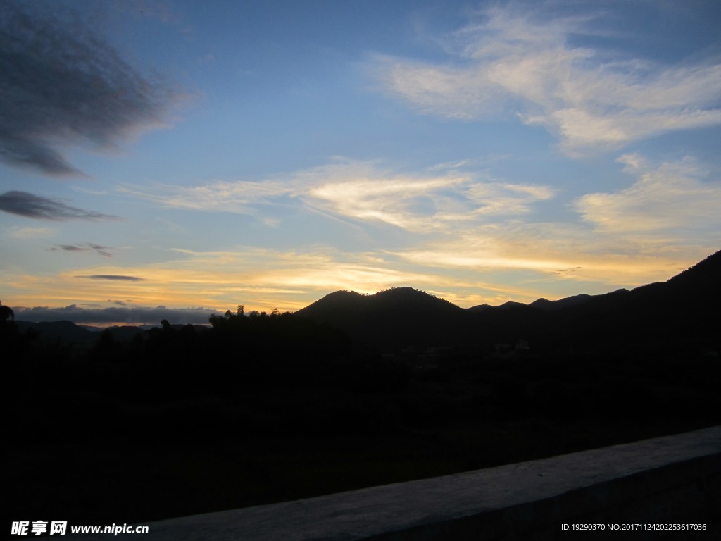 高清夕阳黄昏图