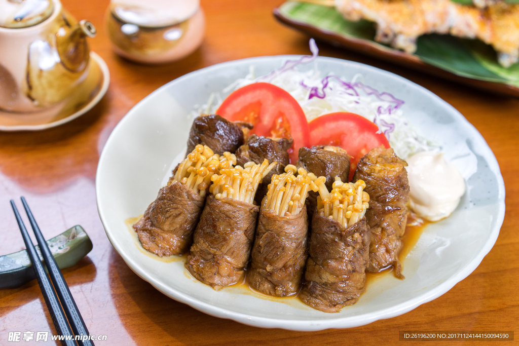 牛肉金针菇