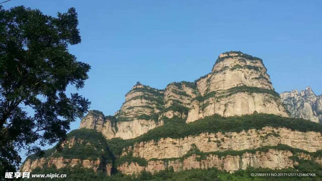 西山