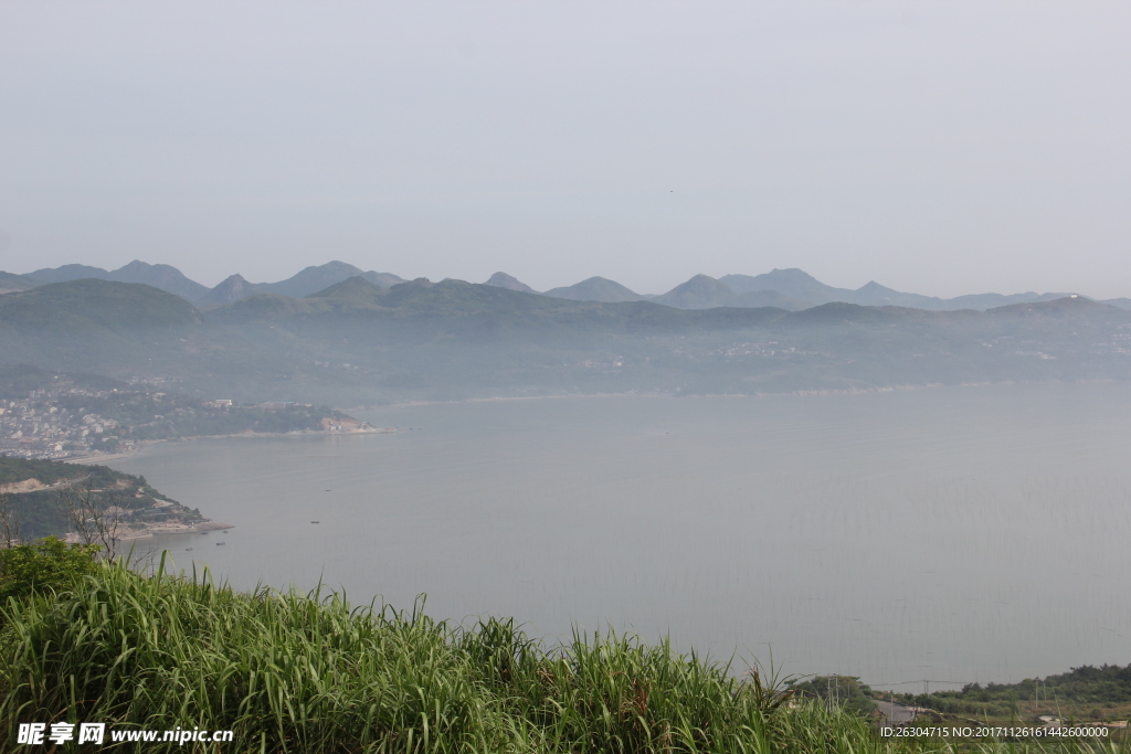 海边群山风景摄影