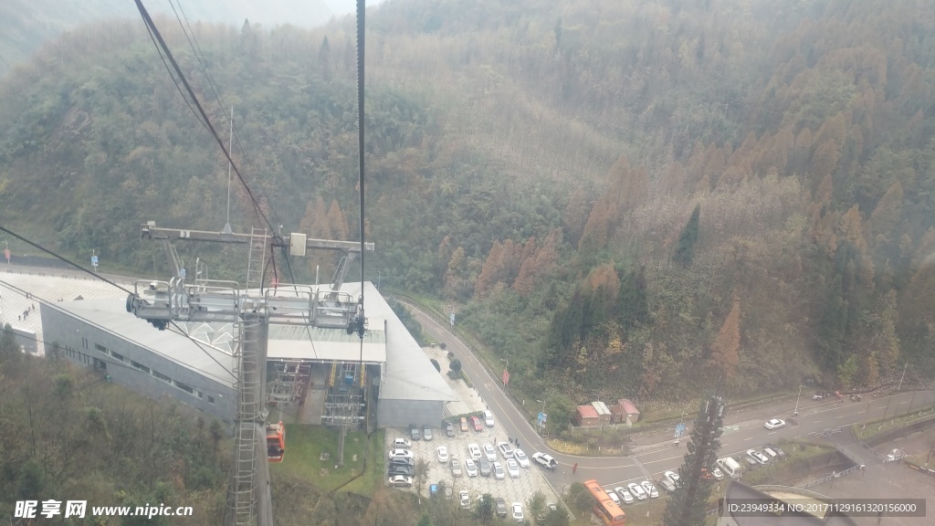 索道车