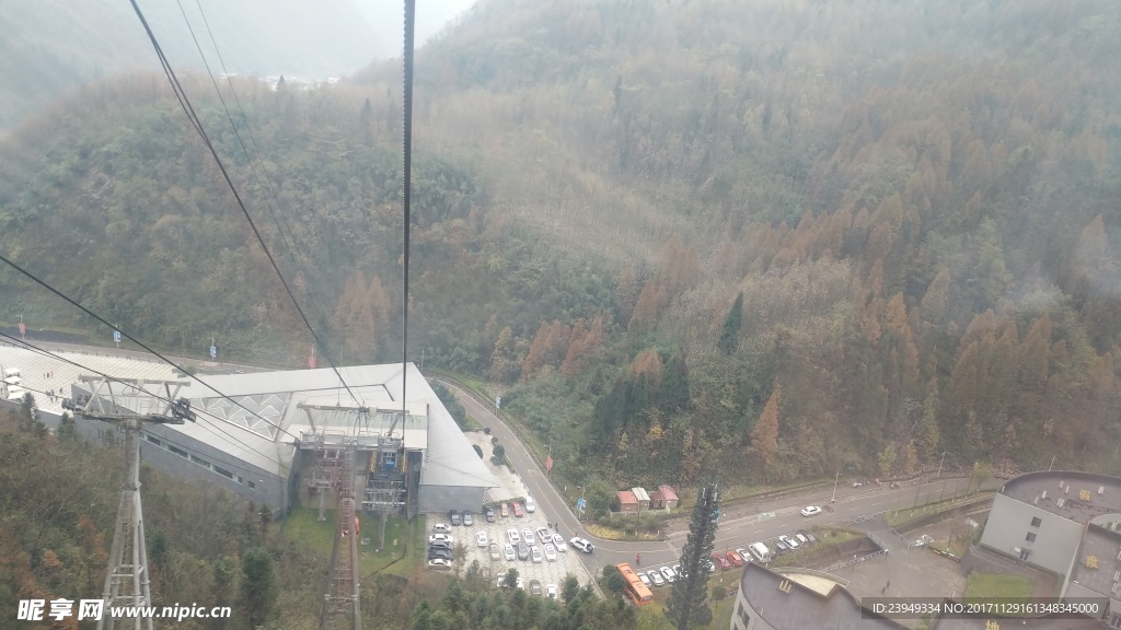 索道车