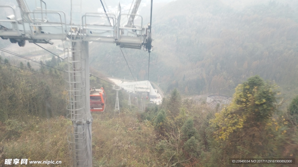 索道车 西岭雪山