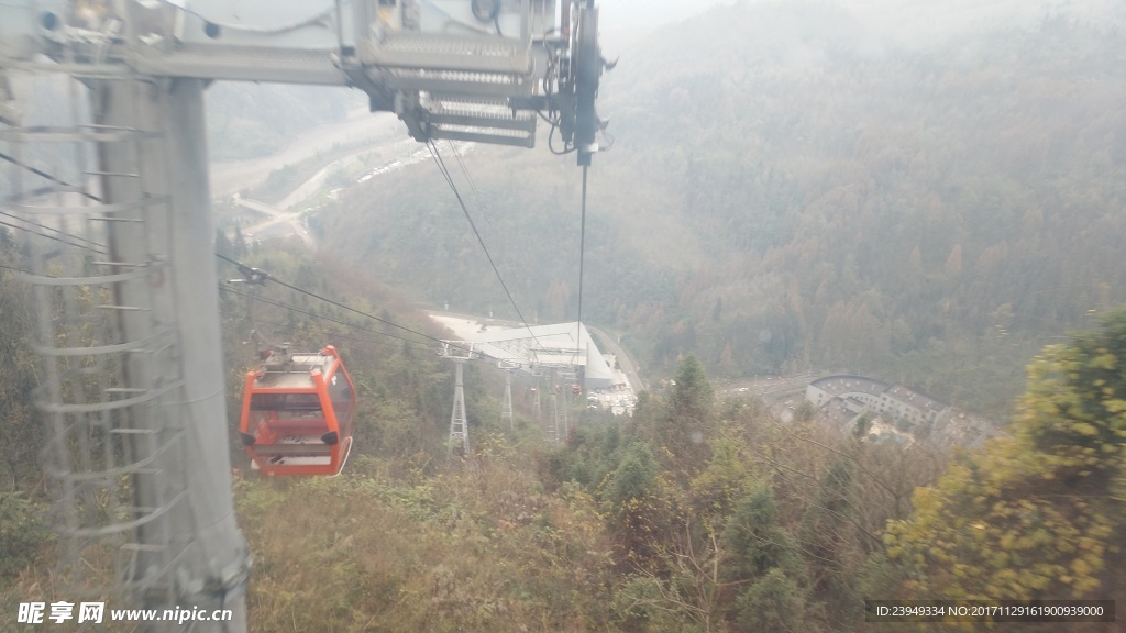 索道车