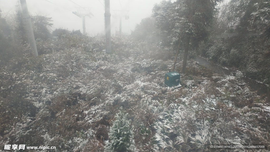 索道车 西岭雪山