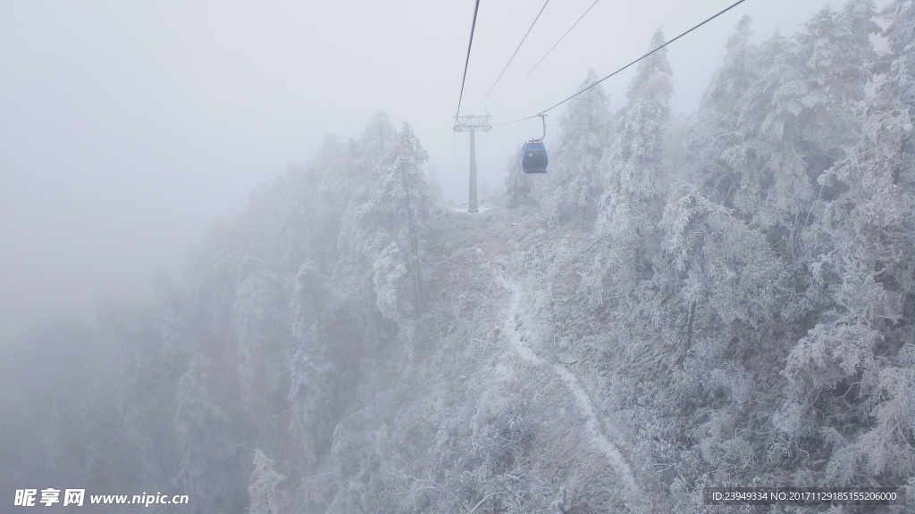 索道车 西岭雪山