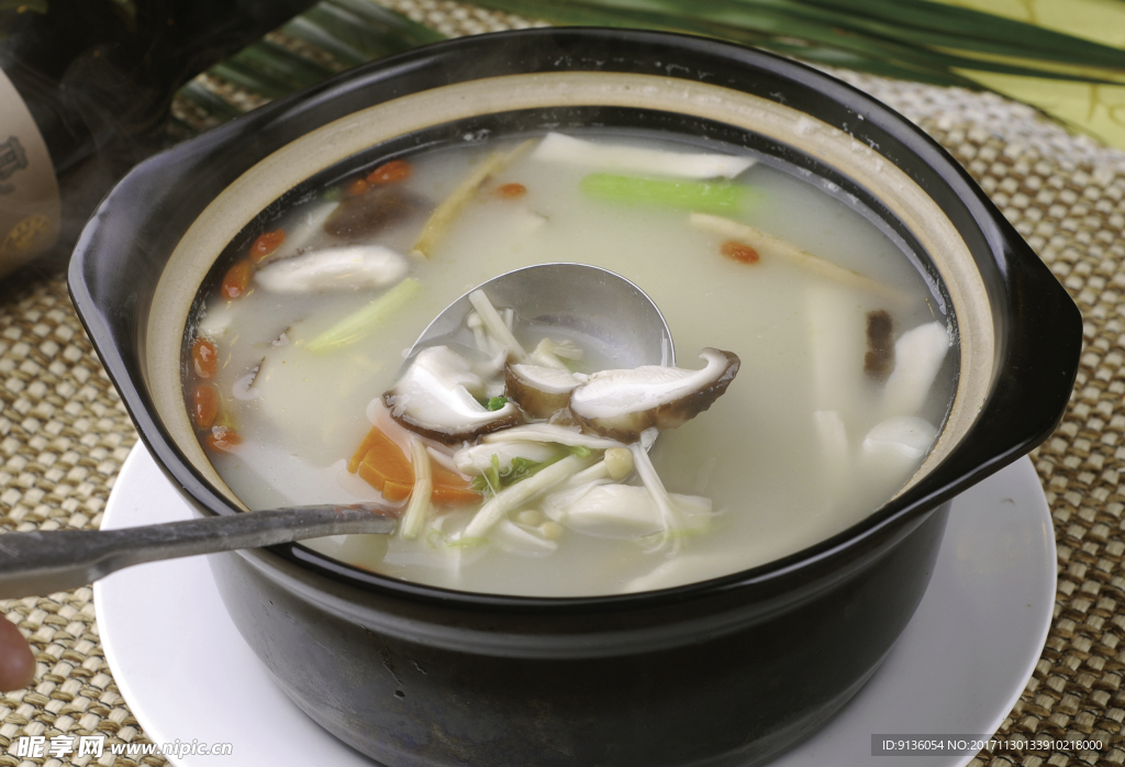 杂菇汤