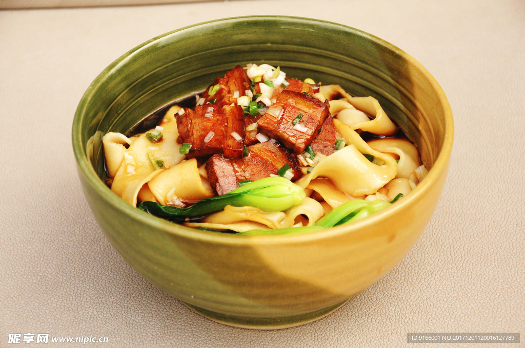 肉拌面