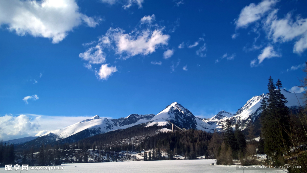 雪山