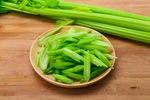 绿色芹菜图片
