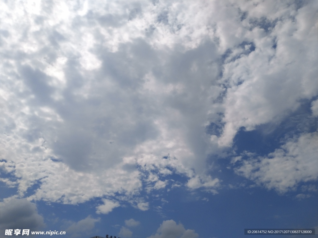 蔚蓝的天空