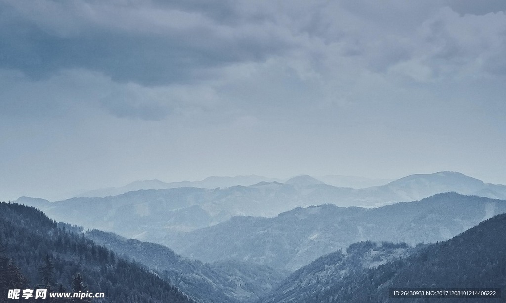 冷风高山风景素材