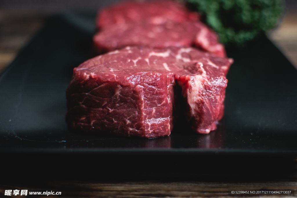 新鲜的牛肉