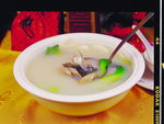 鲫鱼豆腐汤美食图片