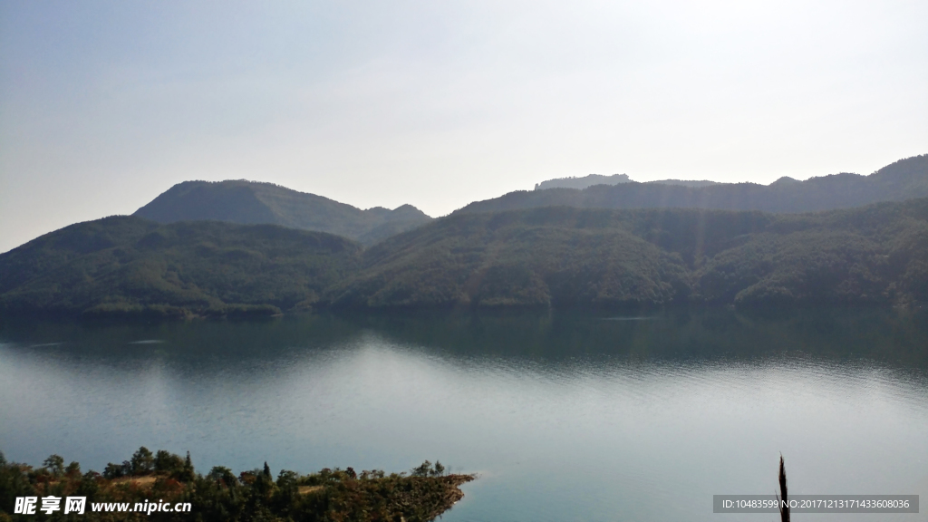 湖光山水
