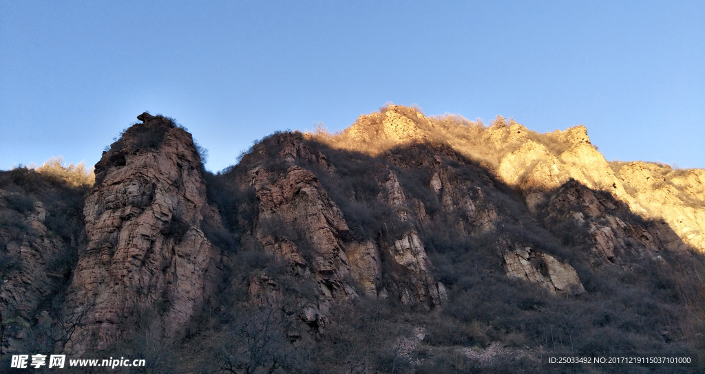 秋天的山