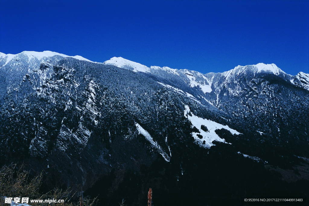 雪山