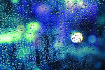 滂沱大雨图片背景图