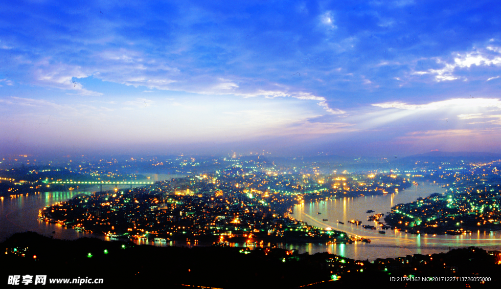八十年代重庆夜景