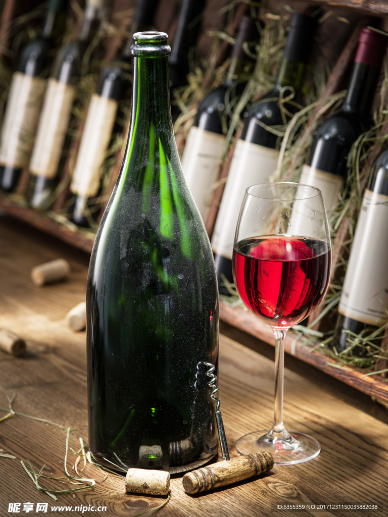 酒杯