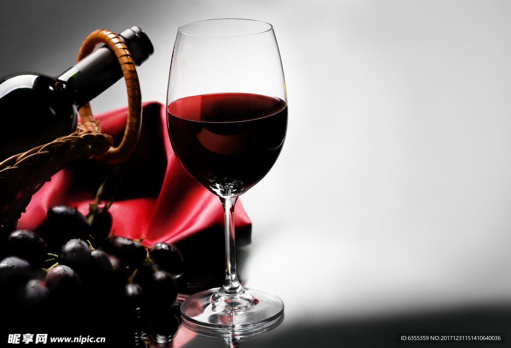 酒杯