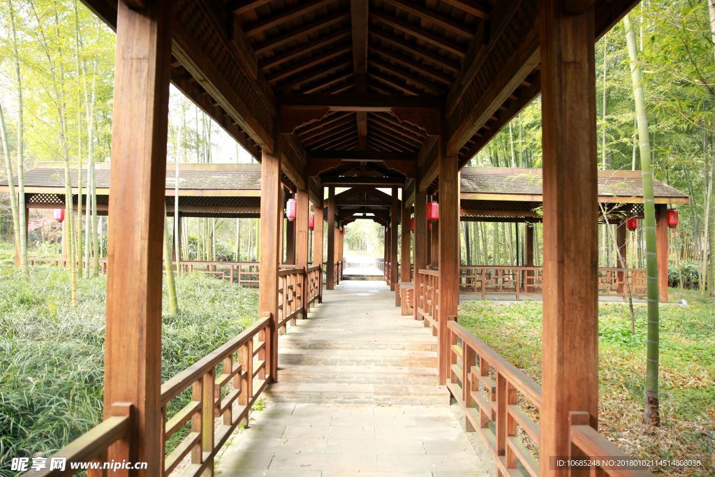 仿古公园走廊